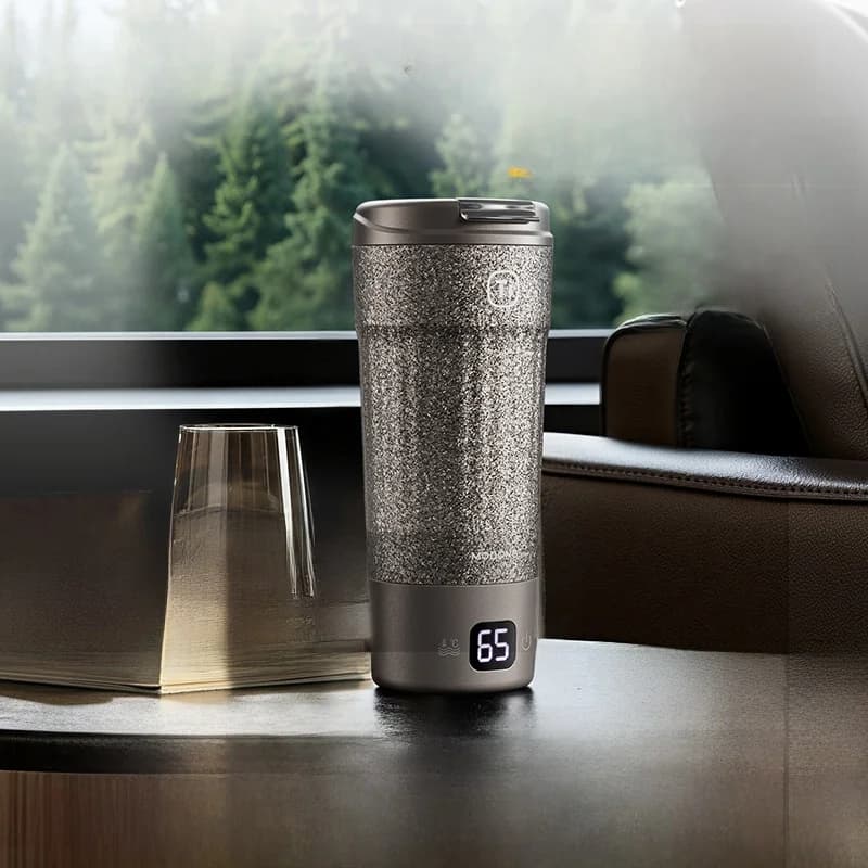 Prijenosna električna grijaća šalica od titana 400ml s prikazom temperature