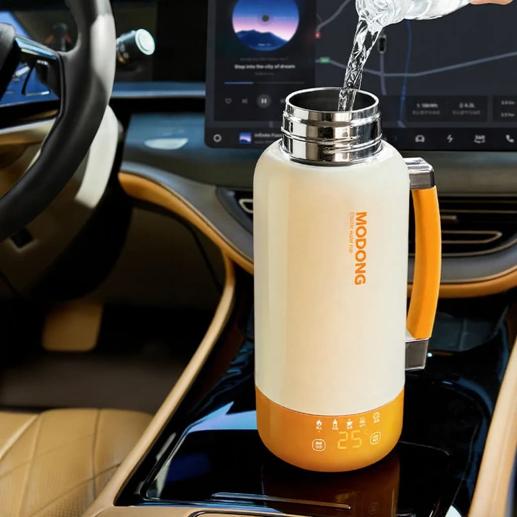 Prenosiva električna putna šalica-čajnik s automatskim isključivanjem